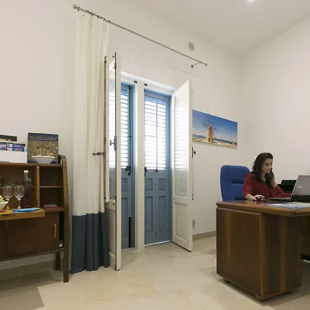 Zibibbo & - In Centro Storico A 2*