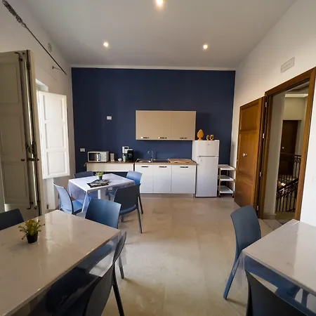 Hotel Zibibbo & - In Centro Storico A 2*