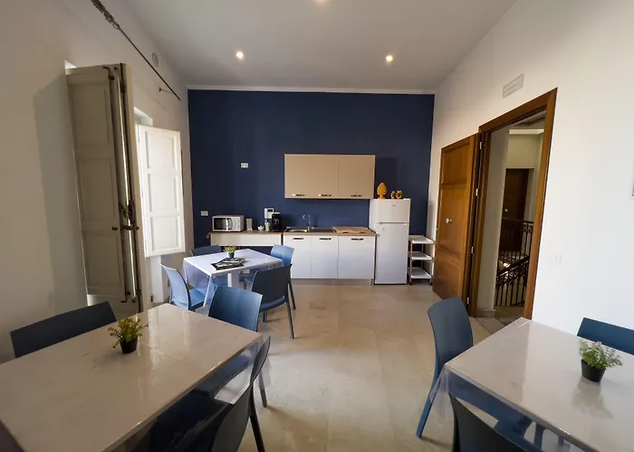 Hotel Zibibbo & - In Centro Storico A 2*